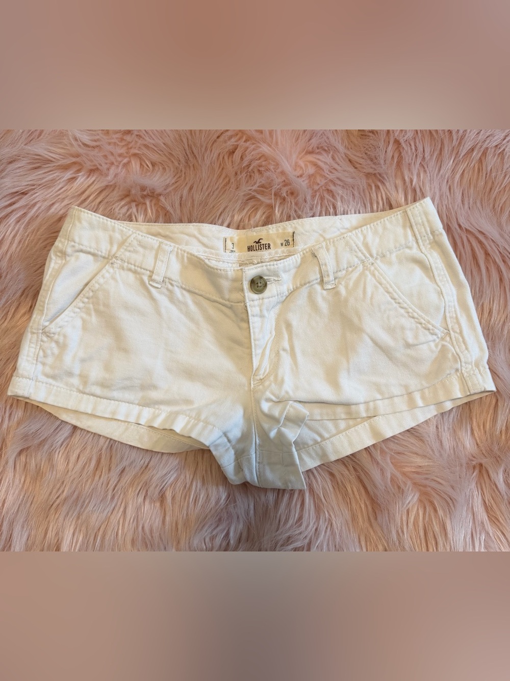 Hollister White Low-Rise Denim-Style Women's Shorts